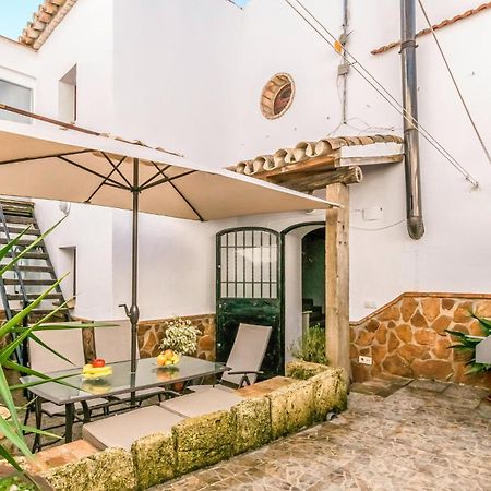 Pet Friendly Home In Hornachuelos With Kitchen Exterior photo