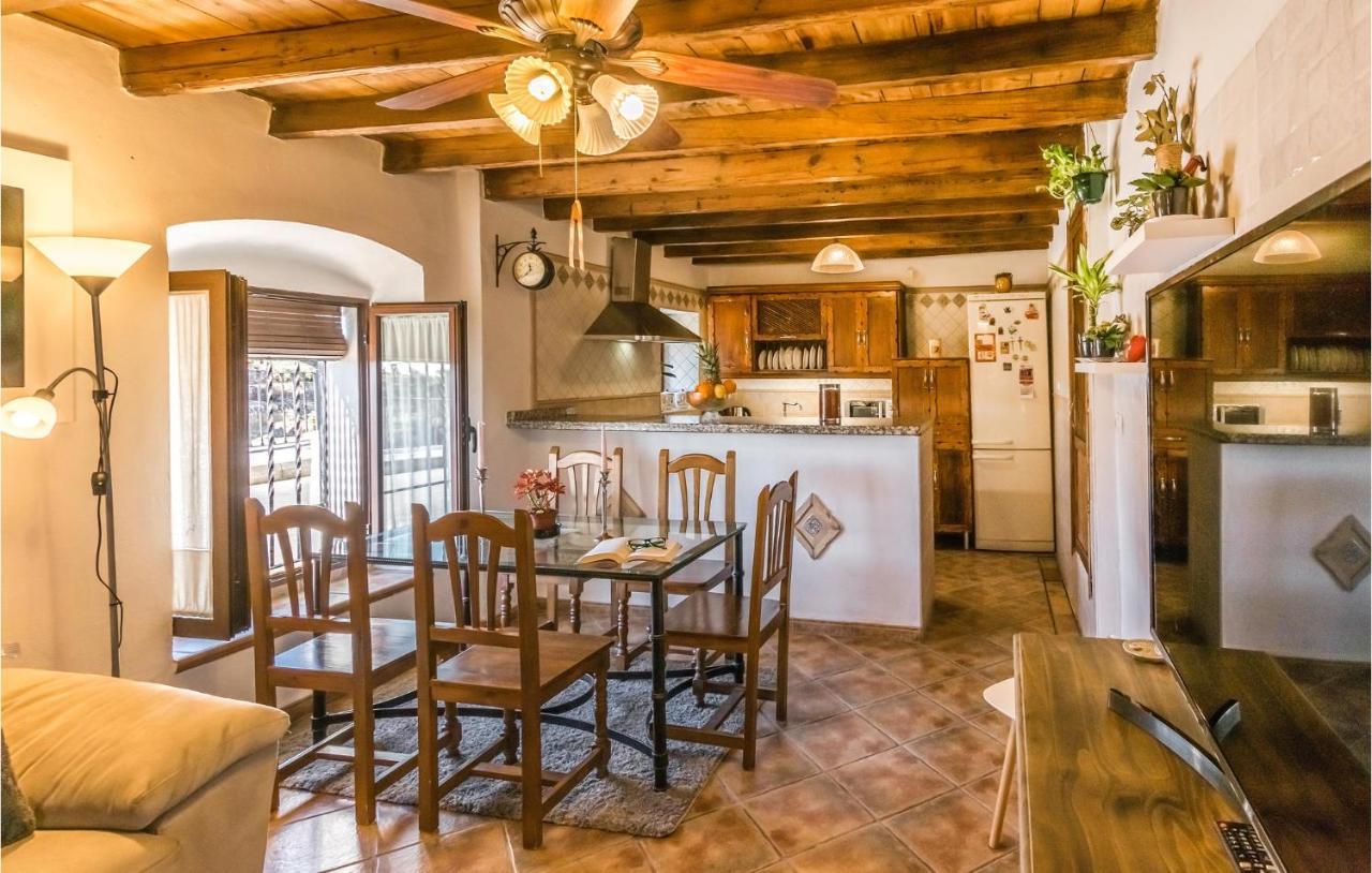 Pet Friendly Home In Hornachuelos With Kitchen Exterior photo