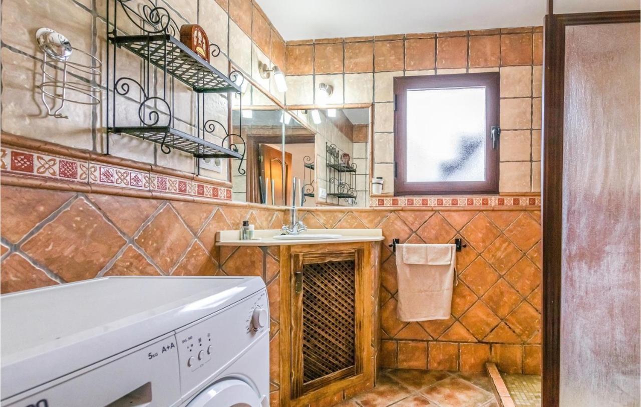 Pet Friendly Home In Hornachuelos With Kitchen Exterior photo